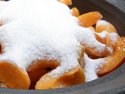 グラニュー糖をかける