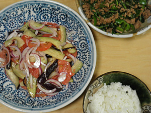 バジル炒めご飯